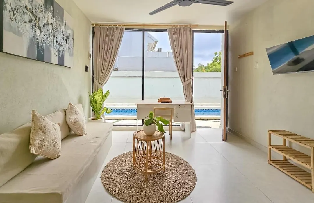 Kaya Uluwatu-1